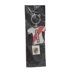 2250 - LLAVERO CAMISETA  Y  PIN  RIVER