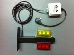 Baliza semaforo compacto de alta luminosidad con 2 opticas y 4 lentes triopticos (12 led 1W)
