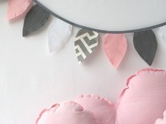 GUIRNALDA DE PLUMAS en internet