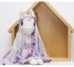UNICORNIO DE LINO RENATA en internet