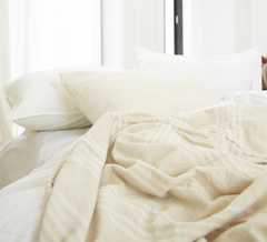 PIE DE CAMA POSITANO + DOS ALMOHADONES - comprar online