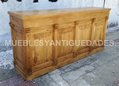 Barra mostrador estilo colonial realizada en madera maciza (BA113A)