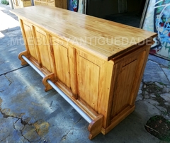 Barra mostrador estilo colonial con baranda apoya pies (BA116A) - comprar online