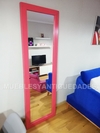 Espejo de pie con marco en madera maciza laqueado color rosa 1,90 x 0,60 mts (EM110M)