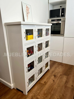 Fideera estilo antiguo laqueada en color blanco con 12 puertas (FI110A) - Muebles y Antiguedades - Argentina
