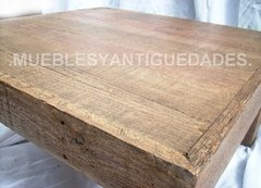 Mesa ratona en pinotea con efecto añejo (MR102A) - Muebles y Antiguedades - Argentina