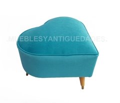 Puff banqueta banquito corazón pana o cuero vinílico con patas de madera (PC111M) - Muebles y Antiguedades - Argentina