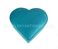 Puff banqueta banquito corazón pana o cuero vinílico con patas de madera (PC111M) - tienda online