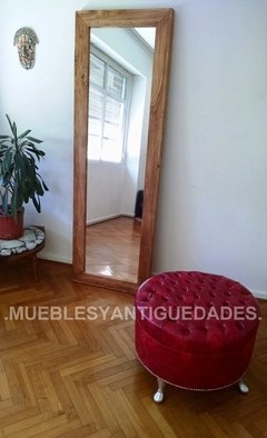 Banqueta Puff redondo capitoné con patas de metal tapizado en pana cuero vinílico ecocuero cuerina (PG102M) - Muebles y Antiguedades - Argentina