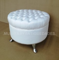 Puff redondo capitoné con botinero / espacio guardaobjetos e hilera de tachas (PG110M) - comprar online