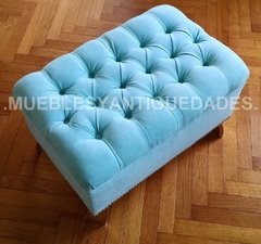 Banqueta Puff capitoné rectangular con patas de metal tapizado en pana cuero vinílico ecocuero cuerina (PR101M)