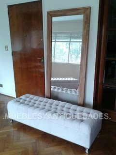 Banqueta Puff capitoné rectangular con patas de metal tapizado en pana cuero vinílico ecocuero cuerina (PR103M)