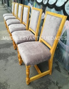 Silla estilo inglés en madera de paraíso con tapizado en pana sintética, detalles de tachonado en bronce y patas torneadas (SI104M) - comprar online