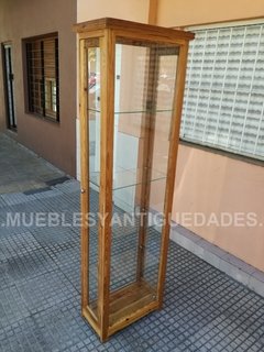 Vitrina cristalero farmacia estilo inglés en pinotea con 2 puertas laterales (VI103A)
