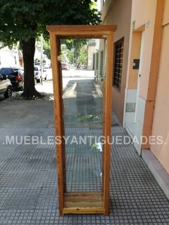 Vitrina cristalero farmacia estilo inglés en pinotea con 2 puertas laterales (VI103A) - comprar online