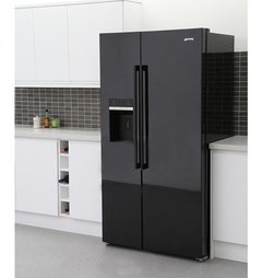 Heladera Smeg Side by Side Modelo SBS63 Ned Con dispenser de agua y hielo