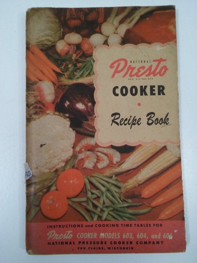 NATIONAL PRESTO COOKER- RECIPE BOOK (EN INGLÉS) 1949 (USADO)