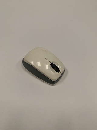 MOUSE INALÁMBRICO SIN RECEPTOR BLANCO (USADO)