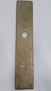 TAPA / ROSETA DE MANIJÓN PICAPORTE PARA PUERTA CALLE (1275) (USADO)
