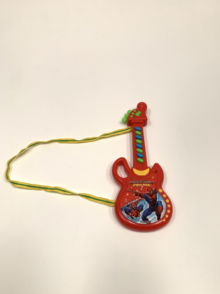 JUGUETE GUITARRA MUSICAL SONIDOS SPIDERMAN 2 29CM (USADO)