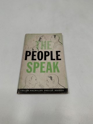 THE PEOPLE SPEAK COLLIER MACMILLAN ENGLISH READERS 1968 (USADO)