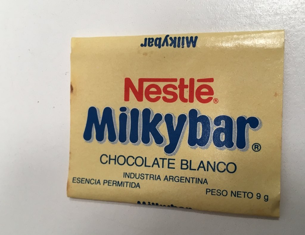 ENVOLTORIO RETRO DE CHOCOLATE MILKYBAR, NESTLÉ 1990 (USADO)