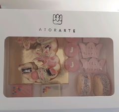 Box Desayuno con Mini letter cake - comprar online