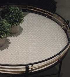 MESA CHICA DE ESTRUCTURA PLEGABLE EN METAL, TAPA DESMONTABLE EN METAL, MADERA Y RATTAN - MEDIDAS Ø 42x50 DE ALTO - comprar online