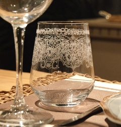 JUEGO DE VASOS X 6 UNIDADES - COLOR CRSTAL - DISEÑO LABRADO