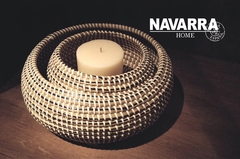 CANASTO DE FIBRAS NATURALES DE ESTRUCTURA RÍGIDA - COLORES COMBINADOS NATURAL, BLANCO Y AZUL VER 2 VARIANTES DE MEDIDAS - DISEÑO BANGKOK - comprar online