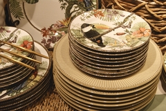 JUEGO DE PLATOS - DISEÑO FENDI
