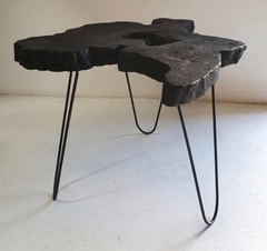 MESA DE MADERA IRREGULAR CON PATAS DE METAL - COLOR NEGRO (TÉCNICA JAPONESA) - DISEÑO RODAJA, VER 2 FORMAS DIFERENTES en internet