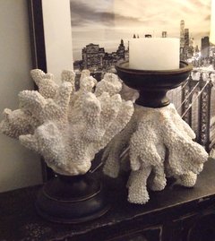 CANDELABRO CON BASE CORAL ARTIFICIAL - DOBLE FUNCIÓN (Precio x unidad y sin vela)