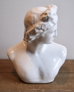 BUSTO DE CERÁMICA - COLOR BANCO MEDIDAS APROX. 22x19x13 cm. - DISEÑO HOMBRE ROMANO en internet