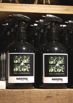 HOME SPRAY PARA TEXTILES, HOGAR Y AUTO, 300 ml. - AROMA PERA Y FLORES BLANCAS