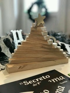 Arbol de navidad de madera