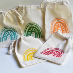 Bolsitas Souvenir Arco Iris 10 cm.x 15 cm. (pack 6 unidades)