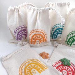 Imagen de Bolsitas Souvenir Arco Iris 10 cm.x 15 cm. (pack 6 unidades)