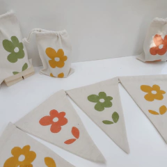 Imagen de Guía de Banderines De Tela. Flores Pop