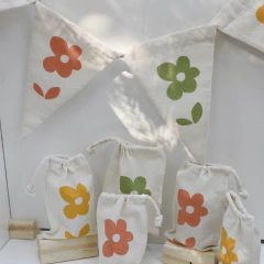 Bolsitas Souvenir Flores Pop 10 cm.x15cm. (pack 6 unidades) - Patch-In by Gaby Caporale 