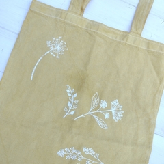Tote Bag Teñida Flores Silvestres