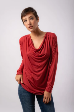 REMERA LOLA en internet