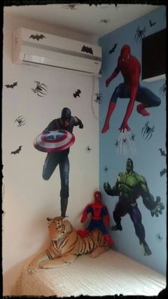 Vinilo Cuarto Superheroes