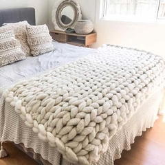 Combo XXL 1 pie de cama + 2 alfombras de cama + 2 almohadones - comprar online
