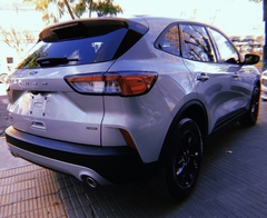 Ford Kuga SE Sport Hybrid 2.5 en internet