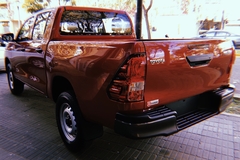 Toyota Hilux DX 2.4 TDI en internet