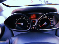 Ford Fiesta Kinetic Titanium 1.6 - Automotores España