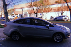 Ford Fiesta Kinetic Titanium 1.6 - tienda online