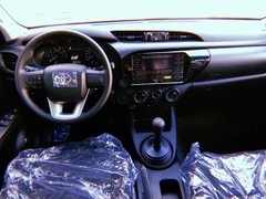 Toyota Hilux DX 2.4 TDI - Automotores España