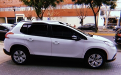 Peugeot 2008 Allure 1.6 - Automotores España